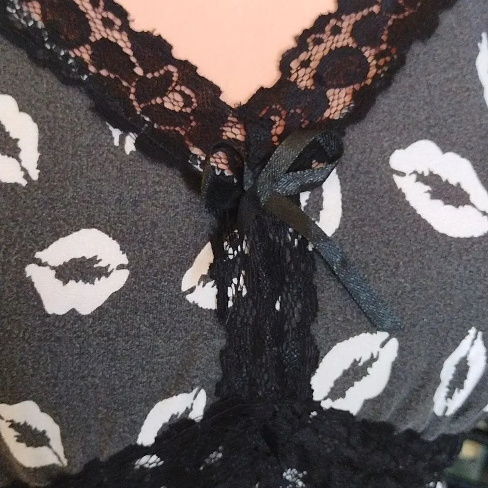 Y2K Black White Lips Printed Lace Trimmed Chemise Mini Slip Dress Large - Picture 5 of 11